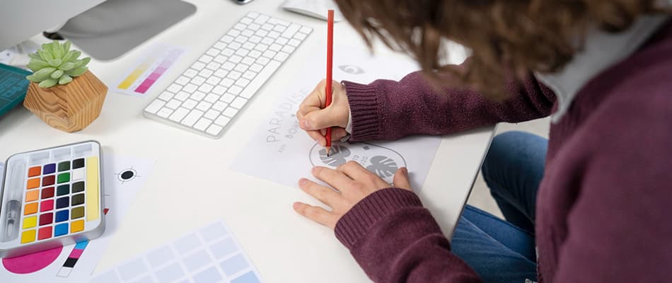 How Long Does it Take to Study Graphic Design? Know the Duration!