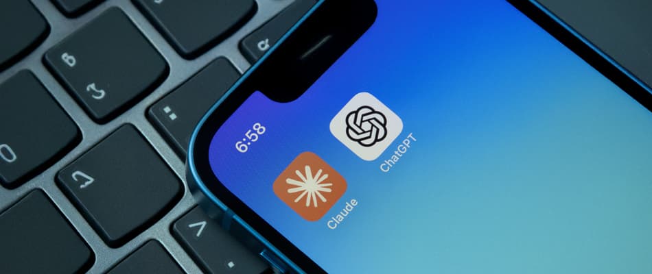 ChatGPT vs Claude: Comparing Features and Strengths